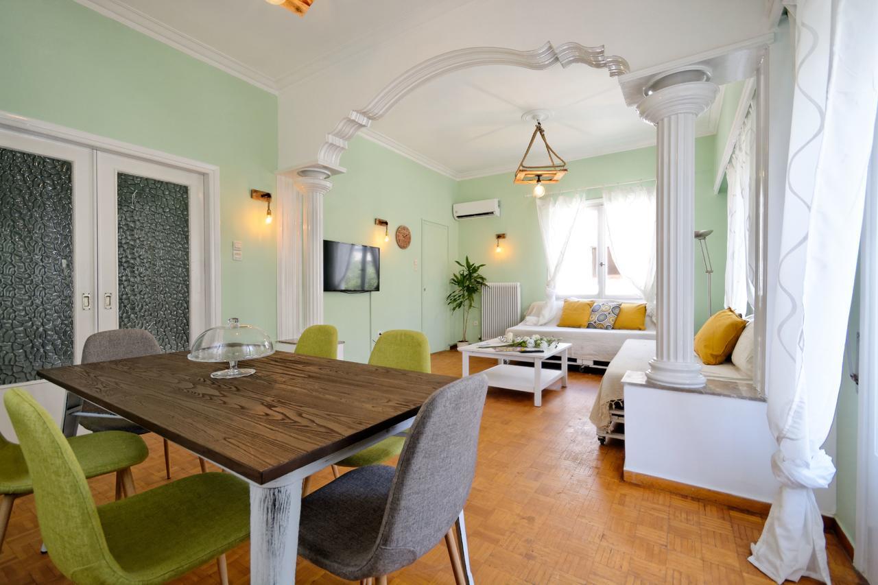 Kosta'S Cottage House Афіни Екстер'єр фото