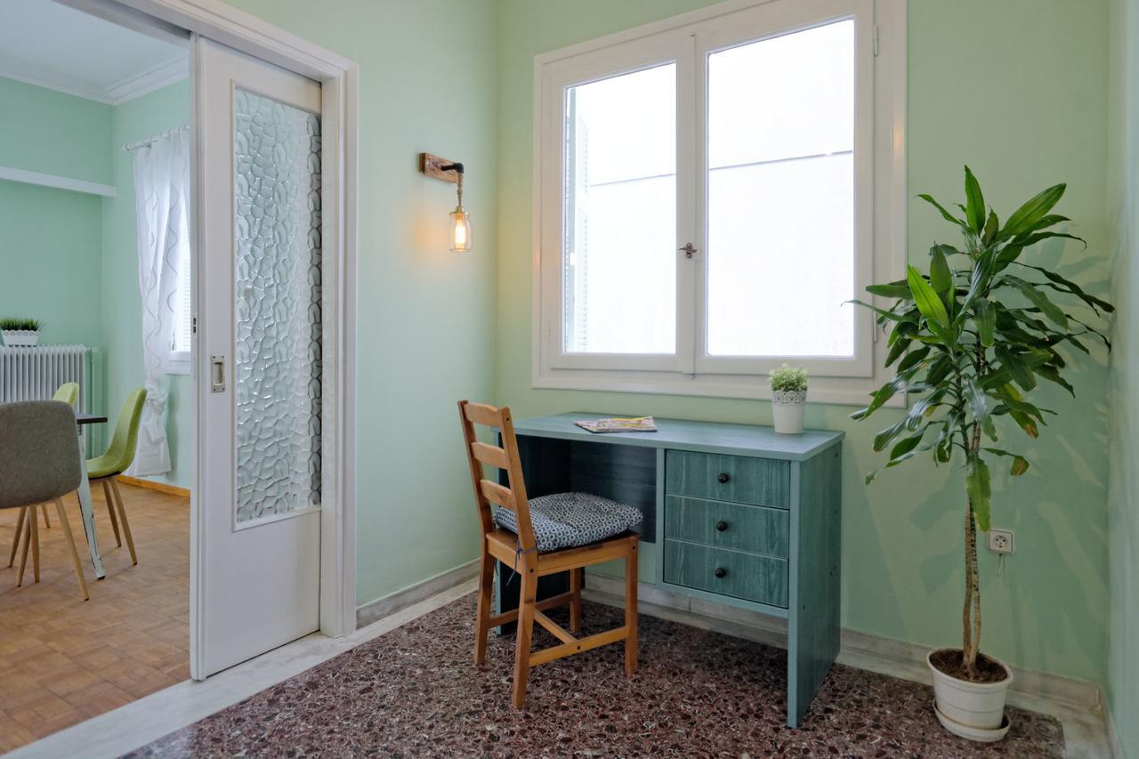 Kosta'S Cottage House Афіни Екстер'єр фото