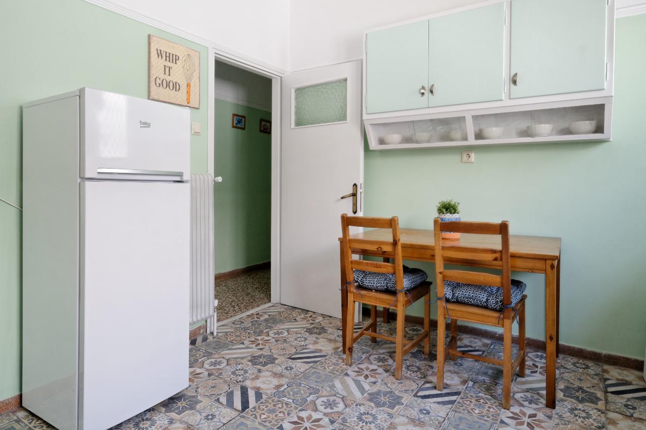Kosta'S Cottage House Афіни Екстер'єр фото